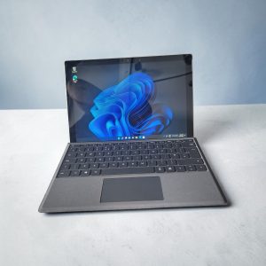 Microsoft Surface Pro5 | Intel Corei7 | 16GB RAM | 512GB SSD
